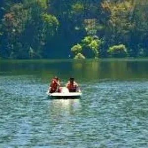 balaji-travels-coimbatore-munnar-kundale_lake